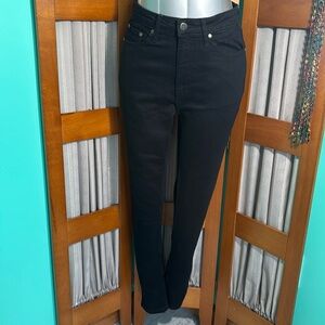 On 34th Black High-Waisted skinny leg Jeans